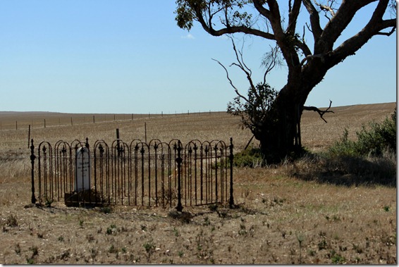 Grave 1